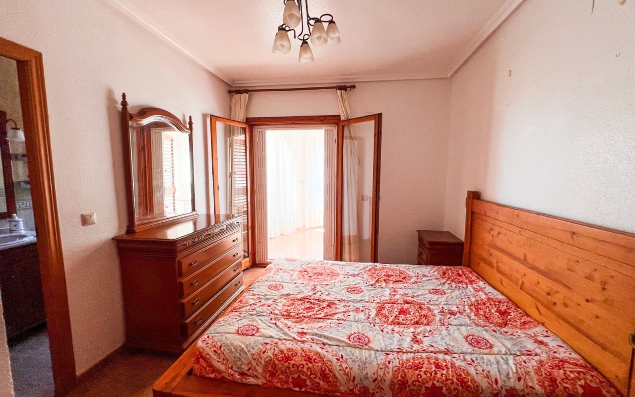 6 soveværelse Byhus til salg i Los Balcones med swimmingpool - € 480.000 (Ref: 9805174)