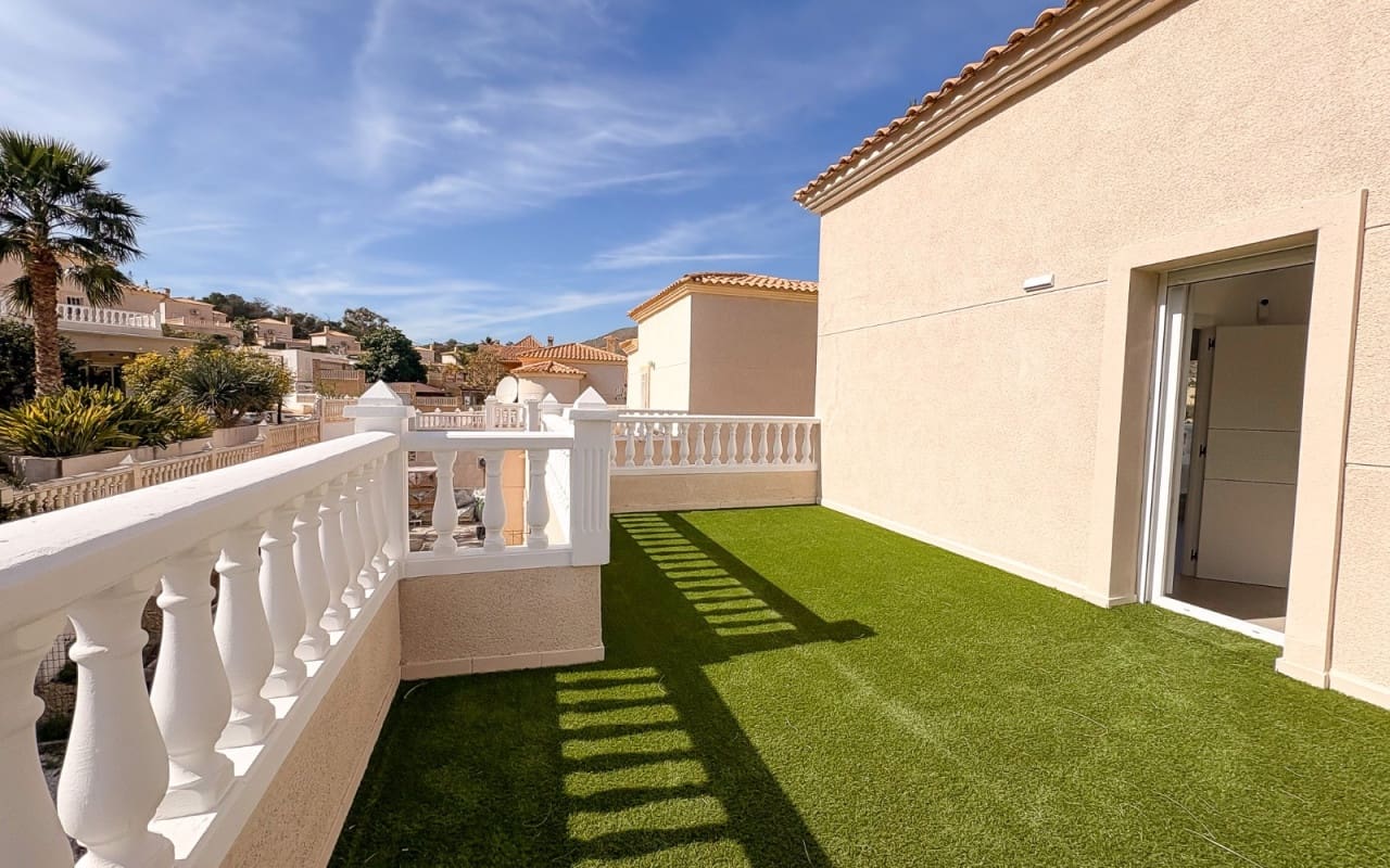 Pareado de 3 habitaciones en El Campello en venta - 550.000 € (Ref: 9805175)