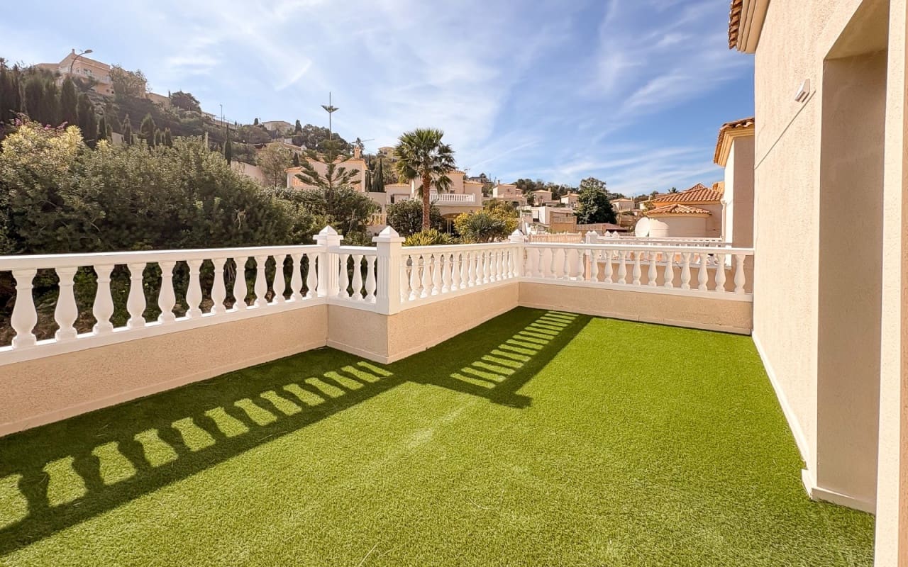 Pareado de 3 habitaciones en El Campello en venta - 550.000 € (Ref: 9805175)