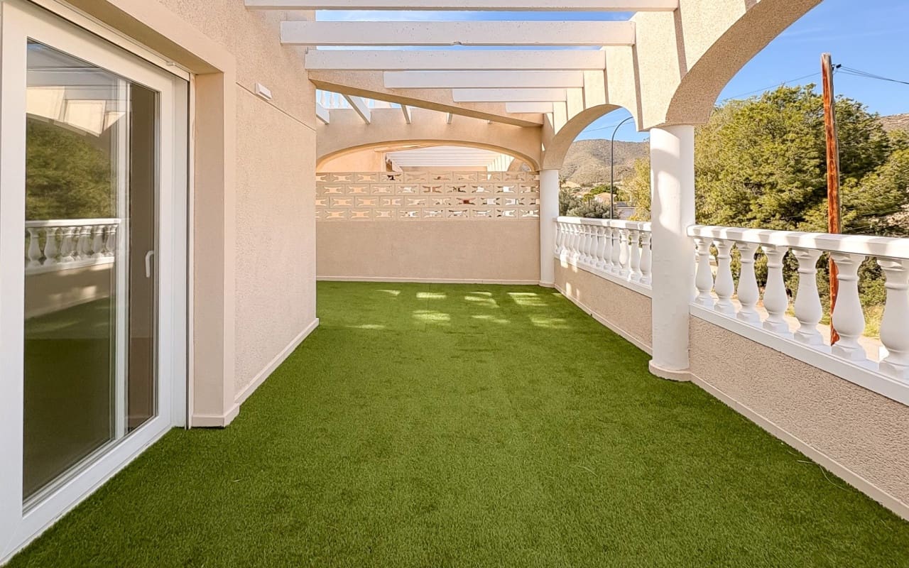 Pareado de 3 habitaciones en El Campello en venta - 550.000 € (Ref: 9805175)