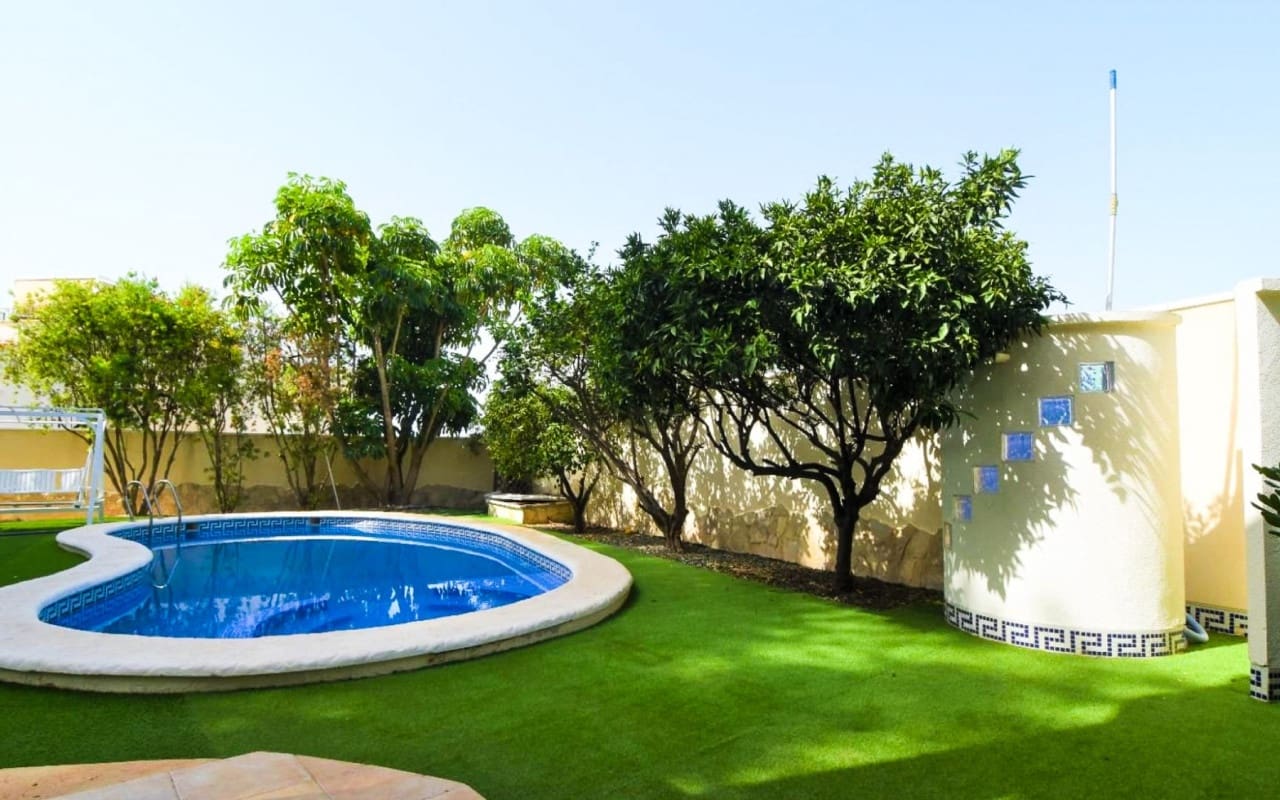 5 sypialnia Willa na sprzedaż w Ciudad Quesada z basenem - 630 000 € (Ref: 9805176)