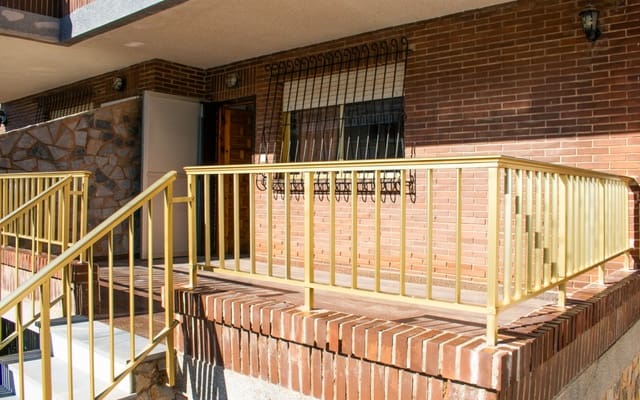 5 soveværelse Rækkehus til salg i Torre de la Horadada, Pilar de la Horadada - € 360.000 (Ref: 9805180)