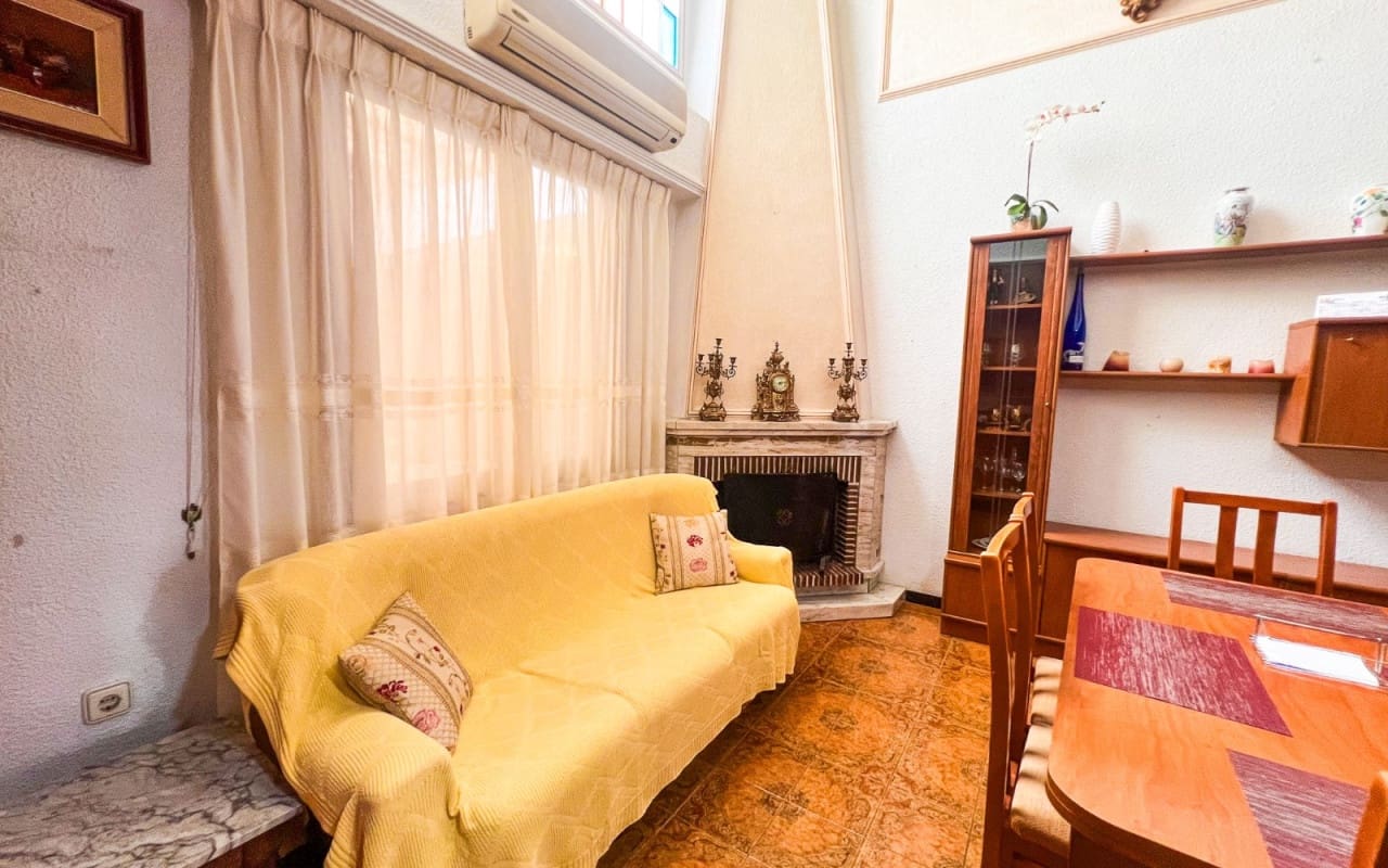 5 sovrum Radhus till salu i Guardamar del Segura - 380 000 € (Ref: 9805181)