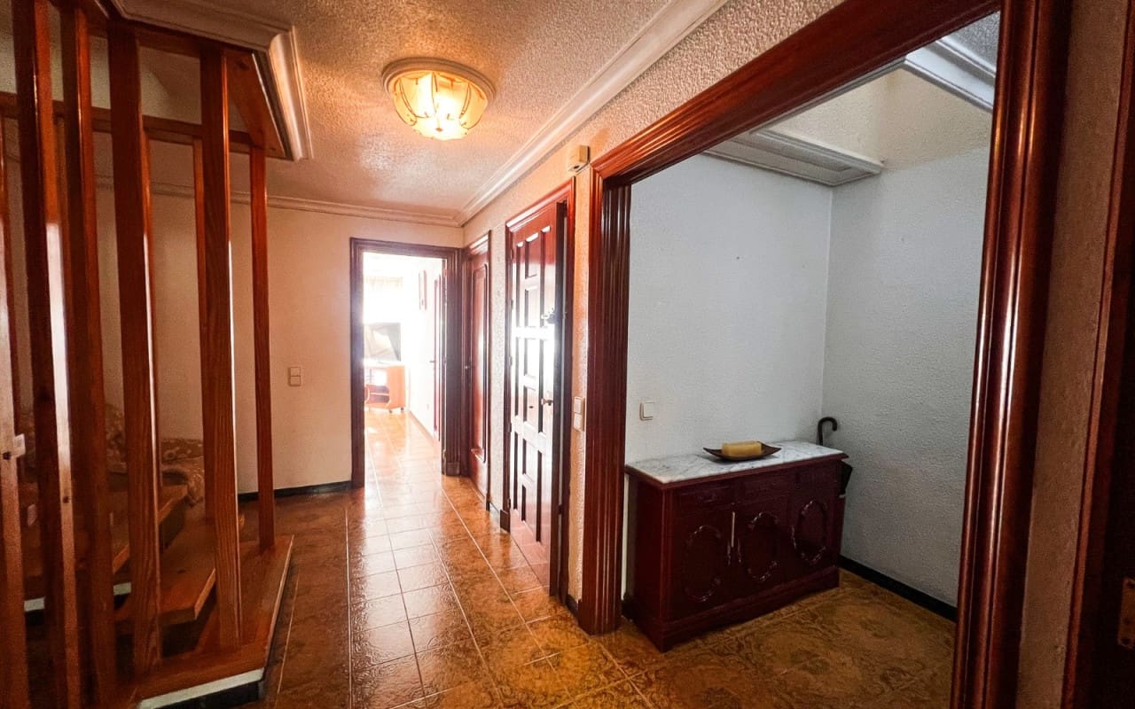 5 sovrum Radhus till salu i Guardamar del Segura - 380 000 € (Ref: 9805181)