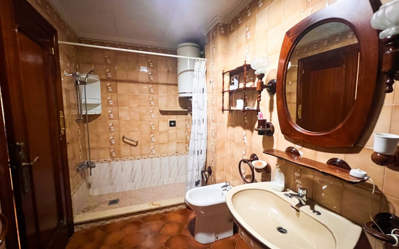 5 sovrum Radhus till salu i Guardamar del Segura - 380 000 € (Ref: 9805181)