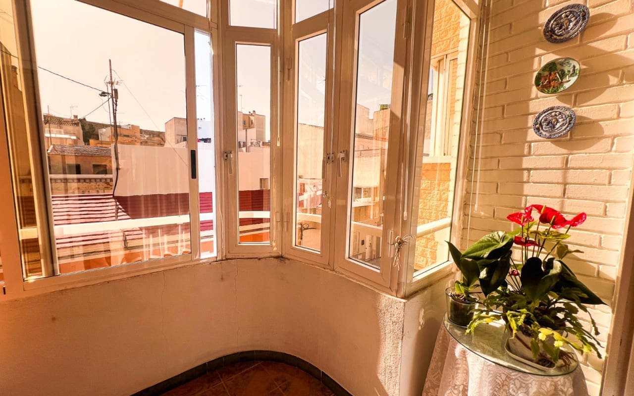 5 sovrum Radhus till salu i Guardamar del Segura - 380 000 € (Ref: 9805181)