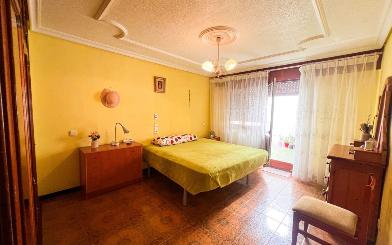 5 sovrum Radhus till salu i Guardamar del Segura - 380 000 € (Ref: 9805181)