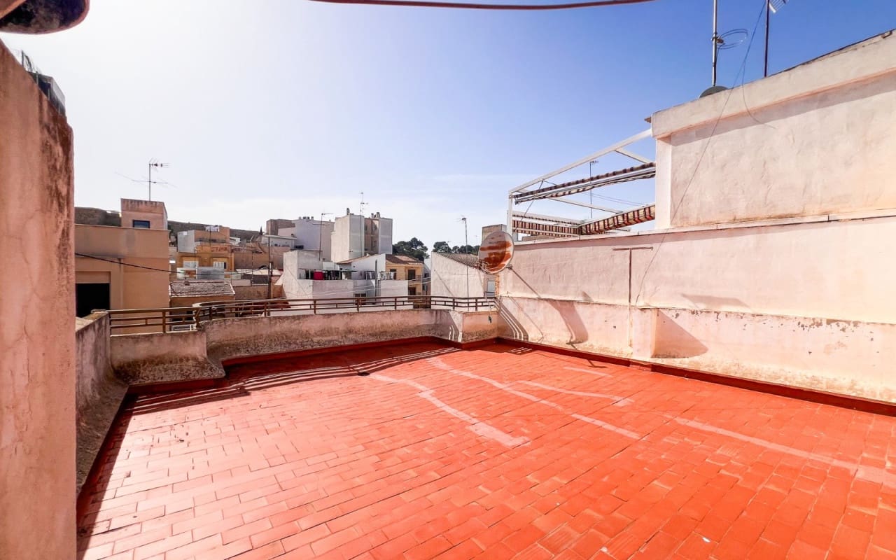 5 sovrum Radhus till salu i Guardamar del Segura - 380 000 € (Ref: 9805181)