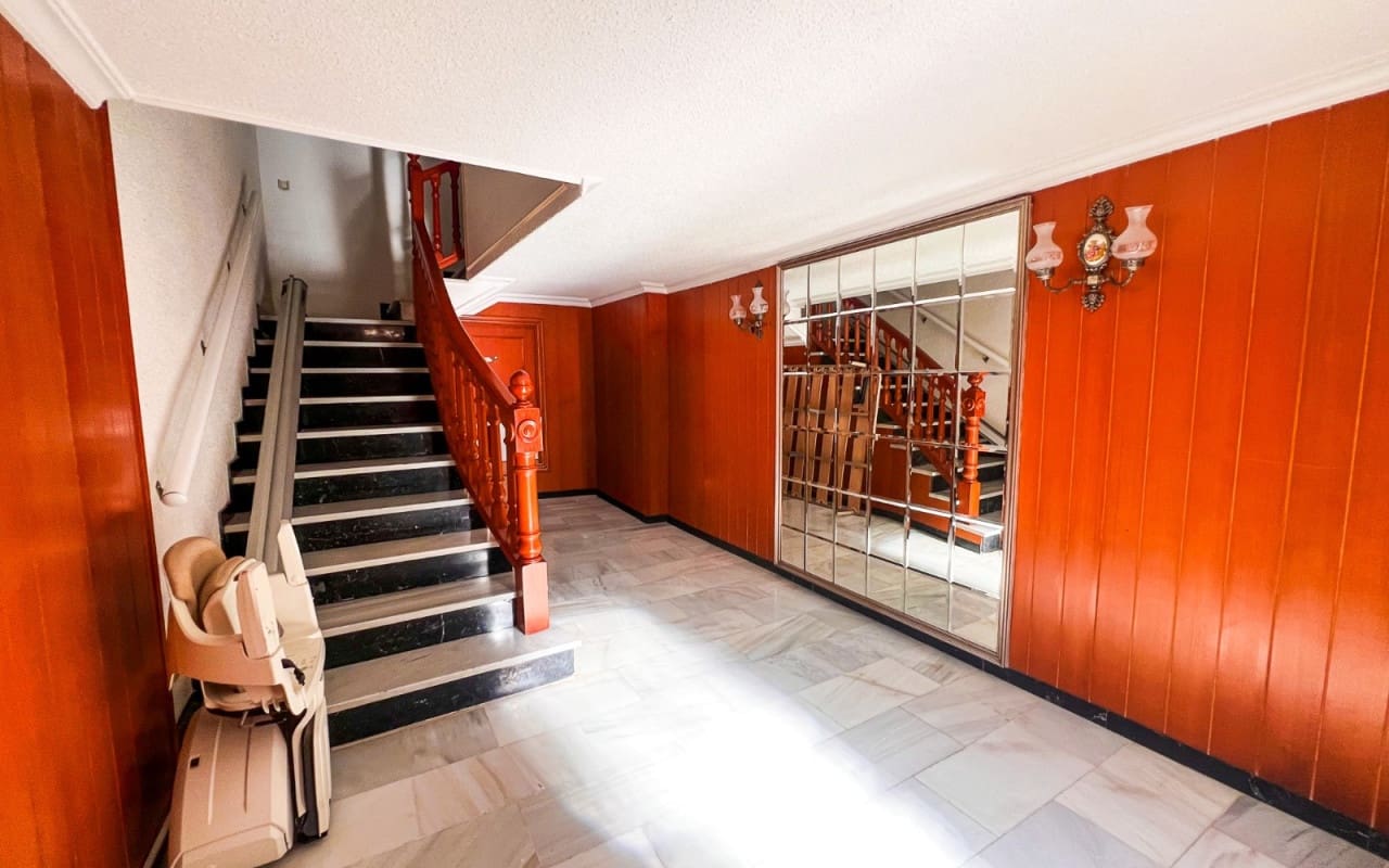 5 sovrum Radhus till salu i Guardamar del Segura - 380 000 € (Ref: 9805181)