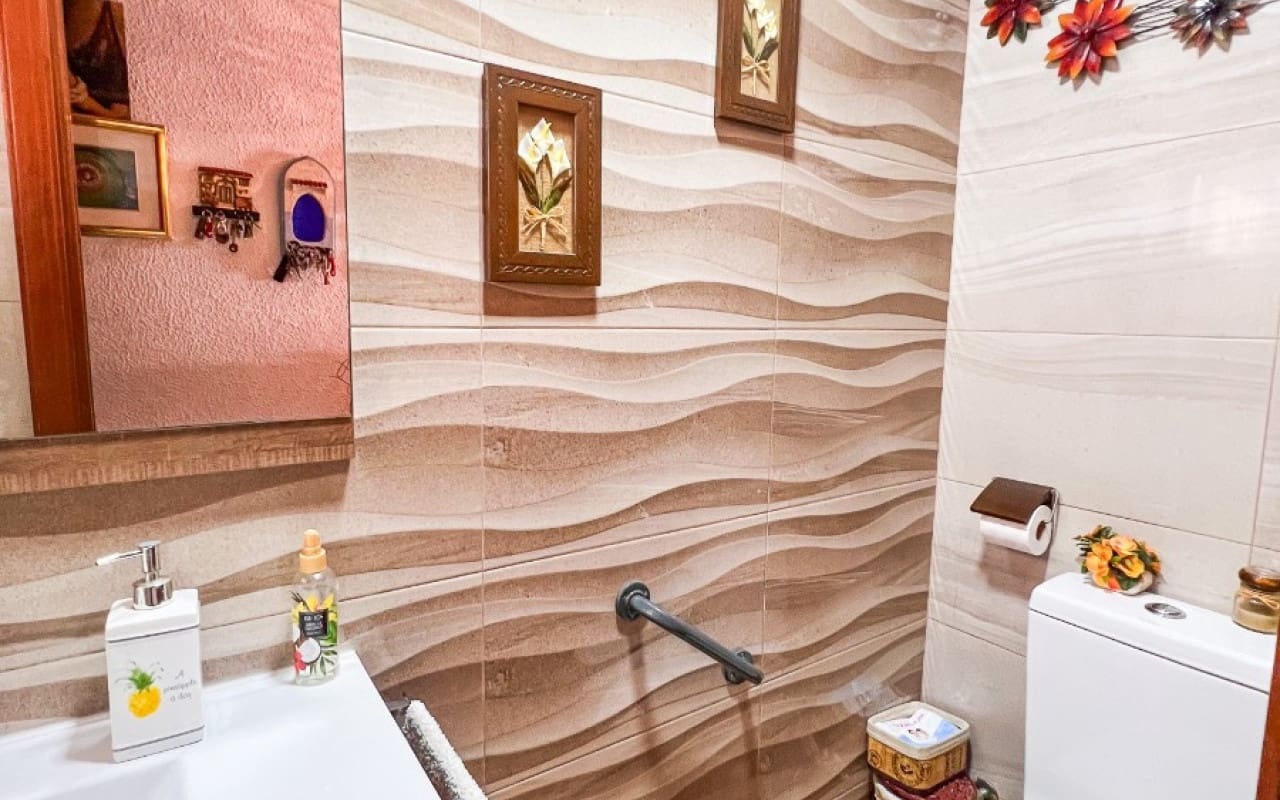 2 bedroom Penthouse for sale in Guardamar del Segura - € 239,000 (Ref: 9805182)