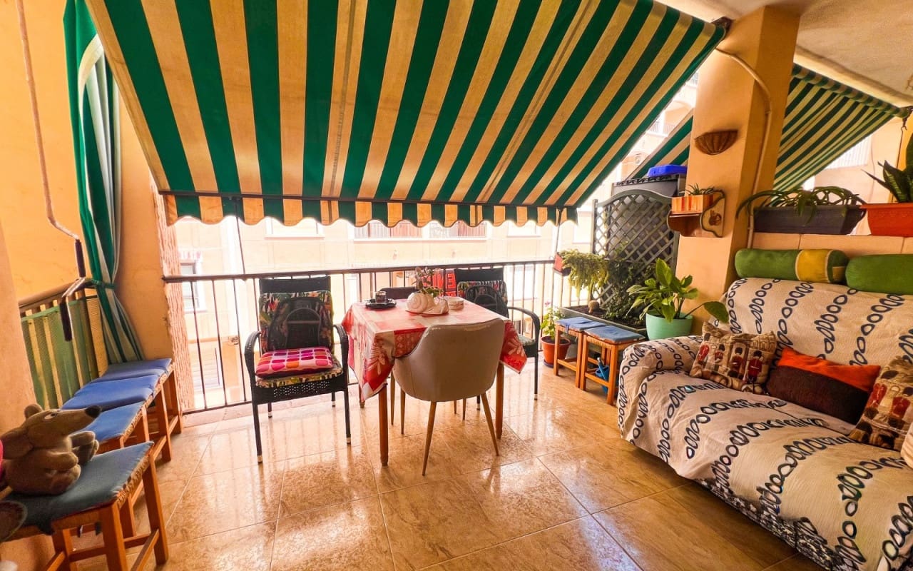 2 bedroom Penthouse for sale in Guardamar del Segura - € 239,000 (Ref: 9805182)