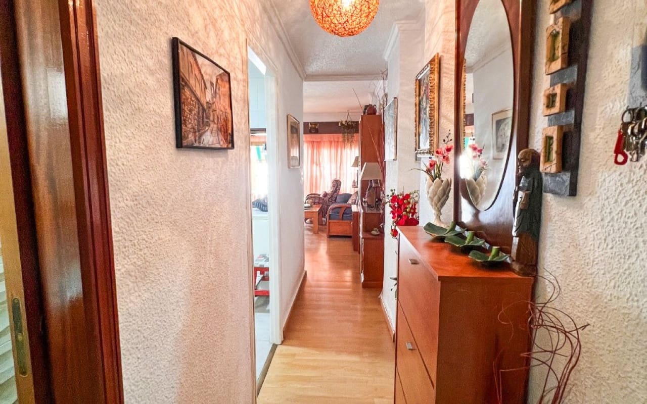 2 bedroom Penthouse for sale in Guardamar del Segura - € 239,000 (Ref: 9805182)