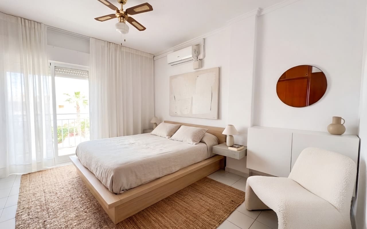 2 bedroom Penthouse for sale in Guardamar del Segura - € 239,000 (Ref: 9805182)