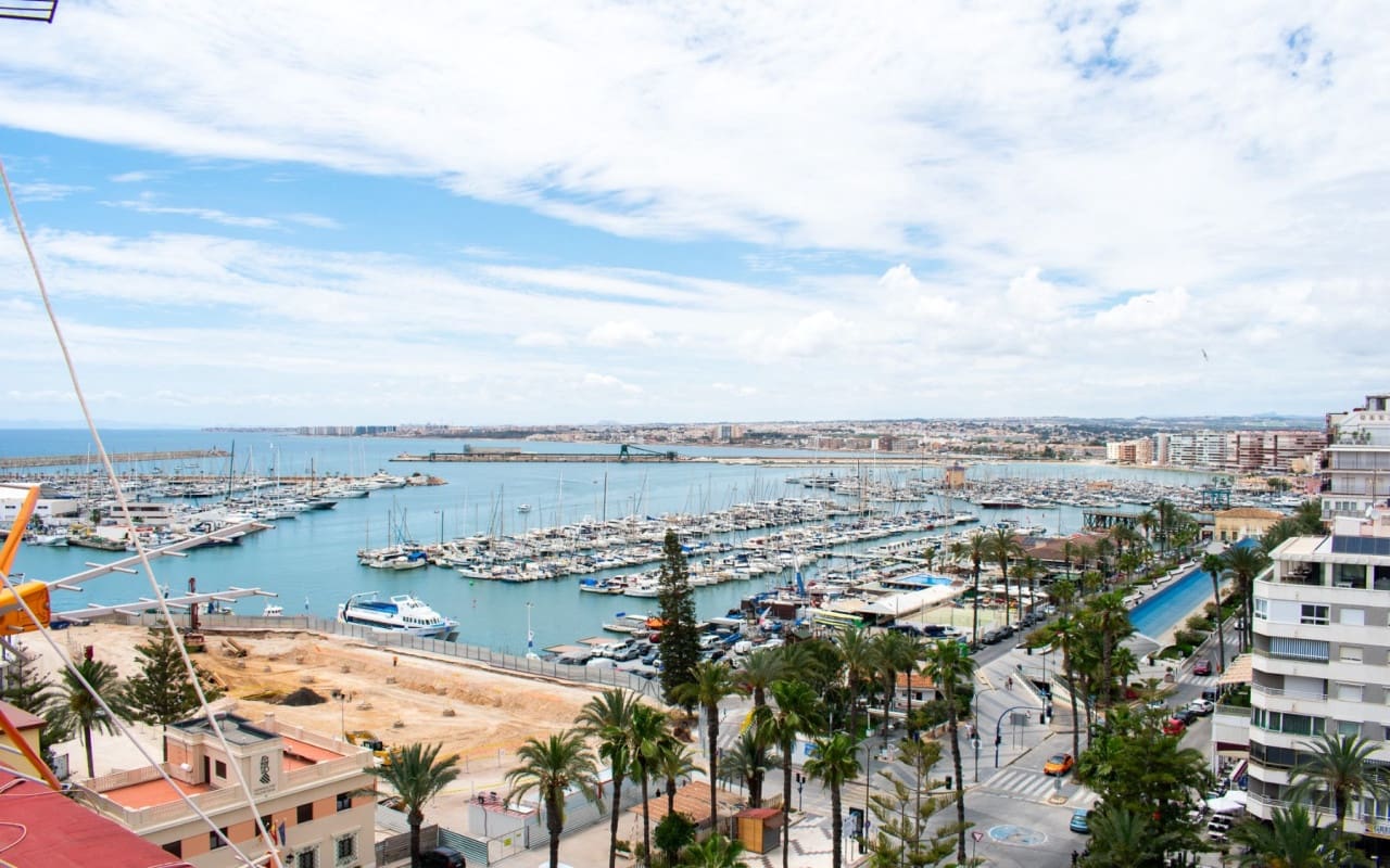 2 sypialnia Apartament na sprzedaż w Torrevieja - 480 000 € (Ref: 9805183)