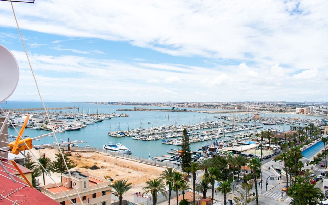 2 sypialnia Apartament na sprzedaż w Torrevieja - 480 000 € (Ref: 9805183)