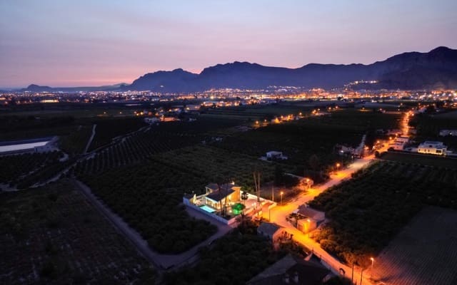 5 sypialnia Finka/Dom wiejski na sprzedaż w Desamparados - Hurchillo - Torremendo, Orihuela z basenem - 675 000 € (Ref: 9805186)