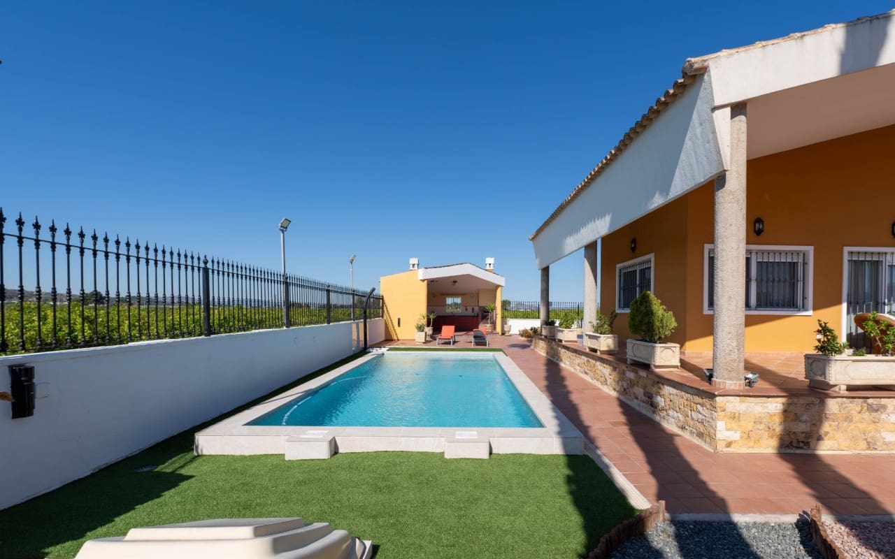 5 slaapkamer Finca/Landhuis te koop in Orihuela met zwembad - € 675.000 (Ref: 9805186)