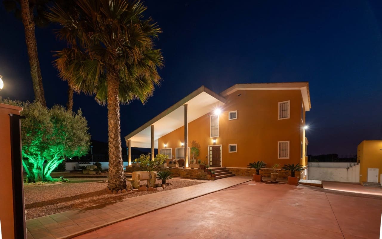 5 slaapkamer Finca/Landhuis te koop in Orihuela met zwembad - € 675.000 (Ref: 9805186)