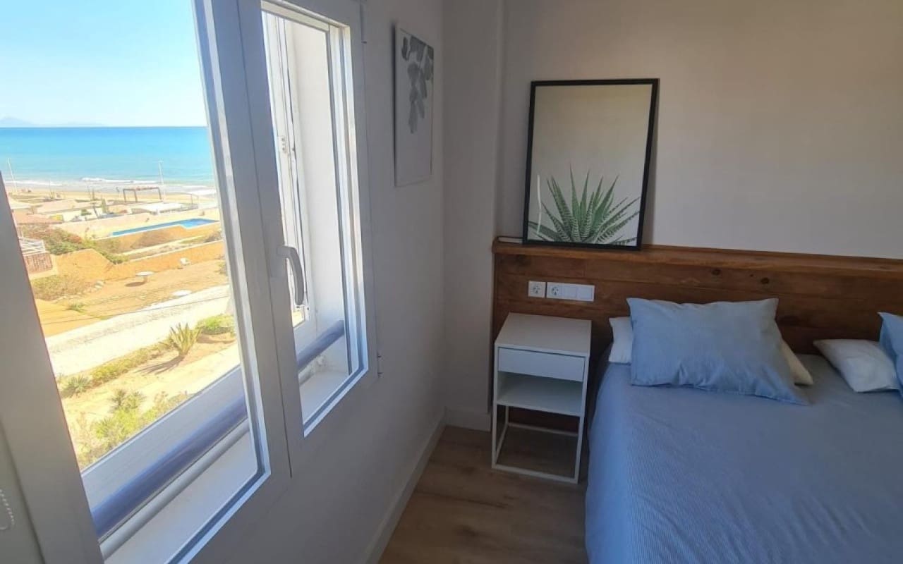 2 makuuhuone Huoneisto myytävänä paikassa La Mata mukana uima-altaan - 320 000 € (Ref: 9805187)