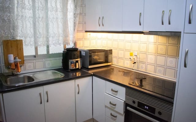 4 slaapkamer Appartement te koop in Antonio Machado, Torrevieja - € 200.000 (Ref: 9805189)