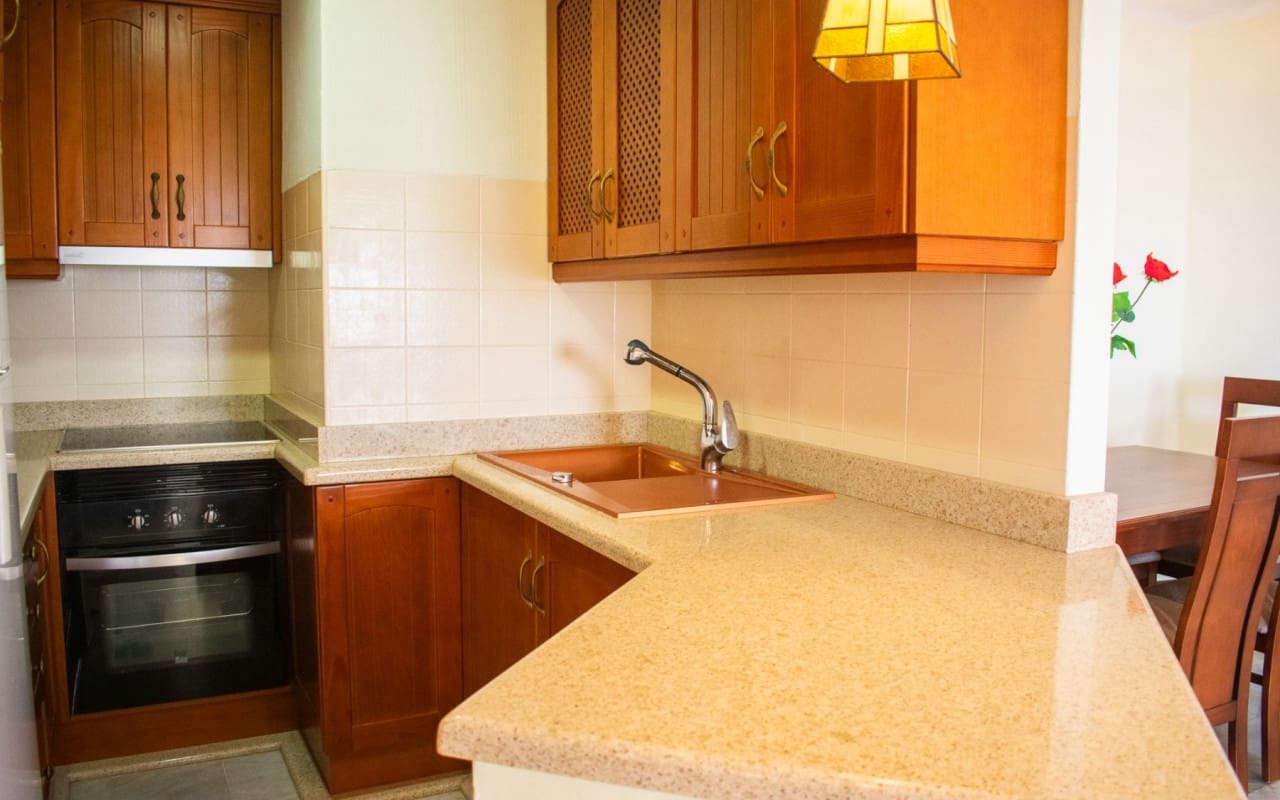 Apartamento de 3 habitaciones en Torrevieja en venta con piscina - 363.900 € (Ref: 9805190)