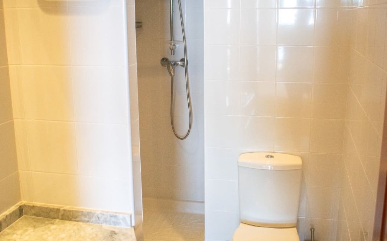 Apartamento de 3 habitaciones en Torrevieja en venta con piscina - 363.900 € (Ref: 9805190)