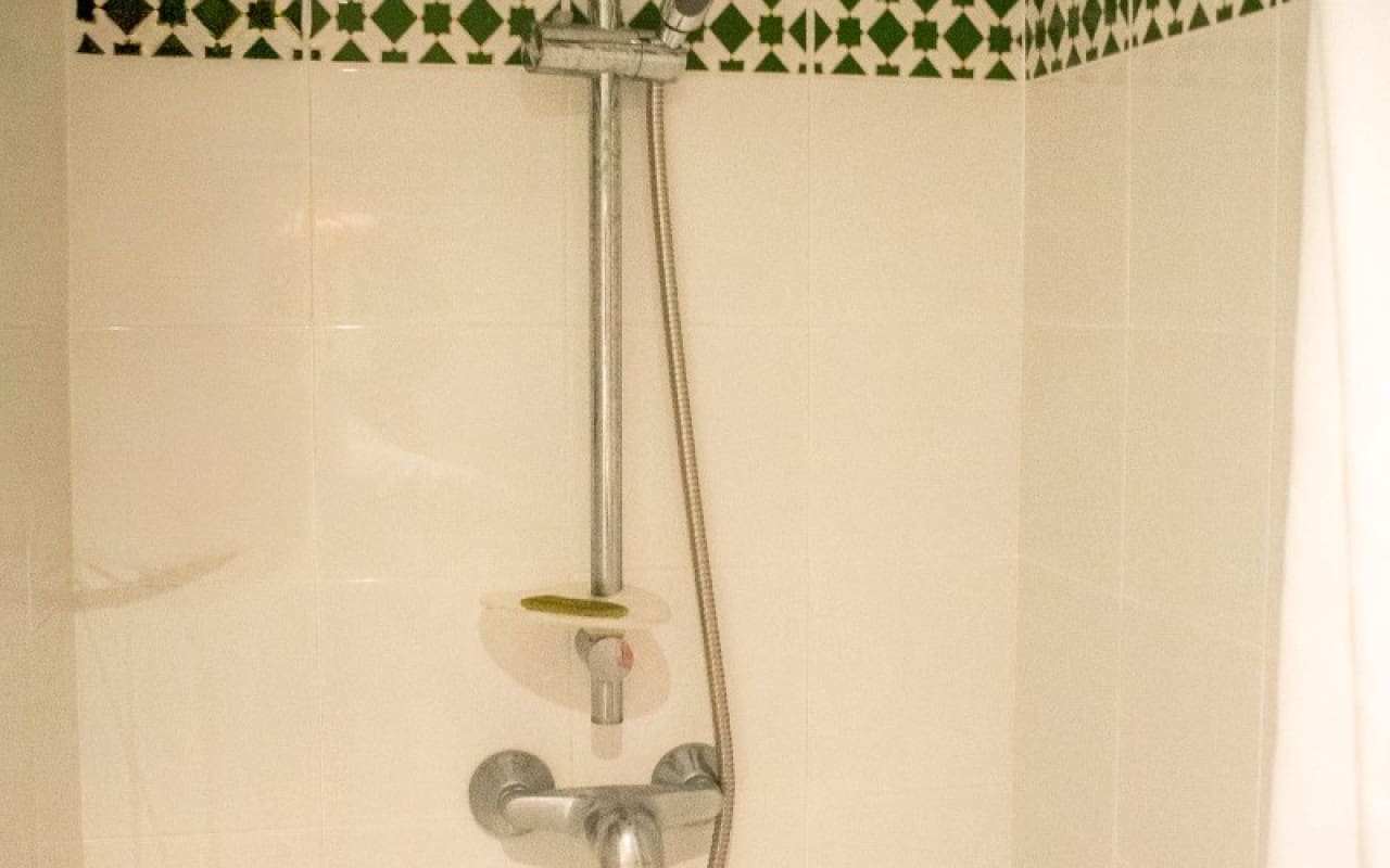 Apartamento de 3 habitaciones en Torrevieja en venta con piscina - 363.900 € (Ref: 9805190)