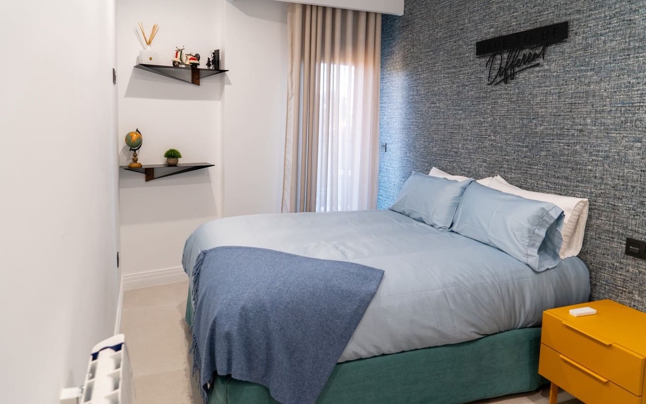 2 slaapkamer Appartement te koop in La Veleta met zwembad - € 273.000 (Ref: 9805191)