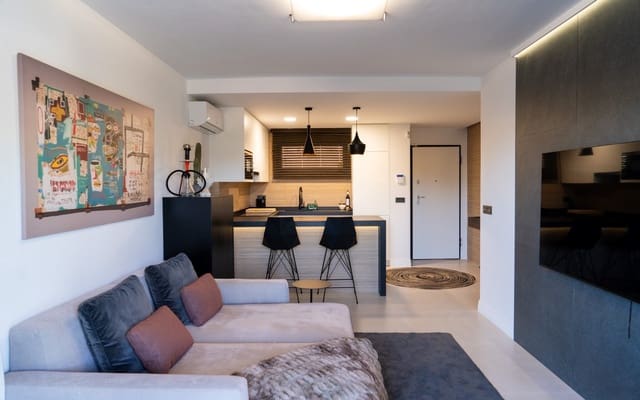 2 slaapkamer Appartement te koop in La Veleta, Torrevieja met zwembad - € 273.000 (Ref: 9805191)