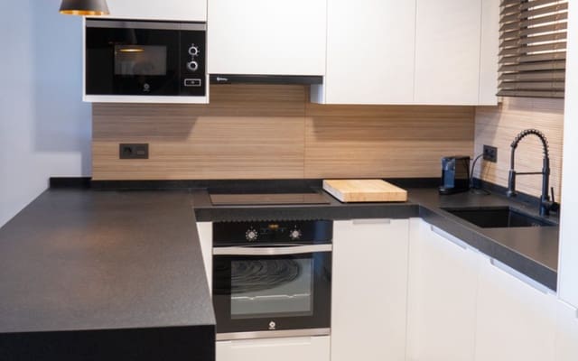 2 slaapkamer Appartement te koop in La Veleta, Torrevieja met zwembad - € 273.000 (Ref: 9805191)