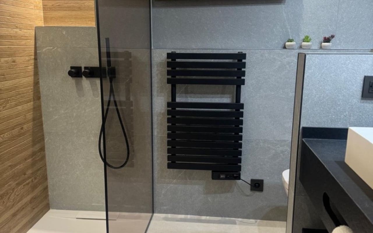 2 slaapkamer Appartement te koop in La Veleta met zwembad - € 273.000 (Ref: 9805191)