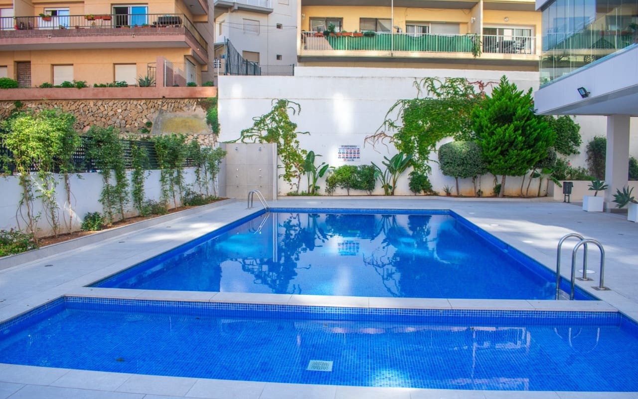 Apartamento Playa de 2 habitaciones en Calpe / Calp en venta con piscina - 525.000 € (Ref: 9805193)