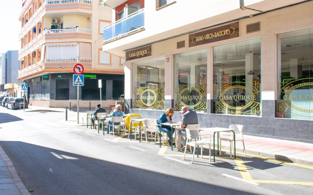 2 soveværelse Lejlighed til salg i Guardamar del Segura - € 185.000 (Ref: 9805194)