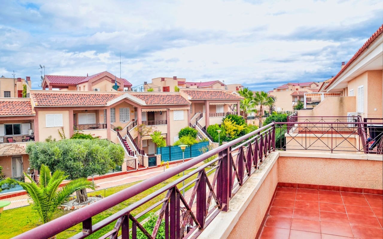 Apartamento de 2 habitaciones en Gran Alacant en venta con piscina - 280.000 € (Ref: 9805196)