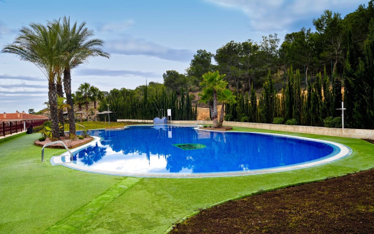 Apartamento de 2 habitaciones en Gran Alacant en venta con piscina - 280.000 € (Ref: 9805196)