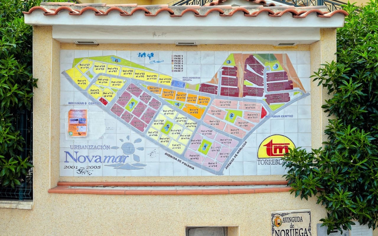 Apartamento de 2 habitaciones en Gran Alacant en venta con piscina - 280.000 € (Ref: 9805196)