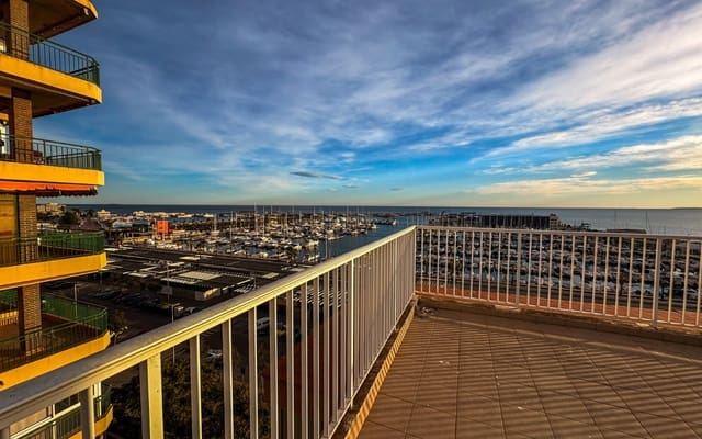 3 chambre Penthouse à vendre à Centro, Santa Pola - 800 000 € (Ref: 9805197)