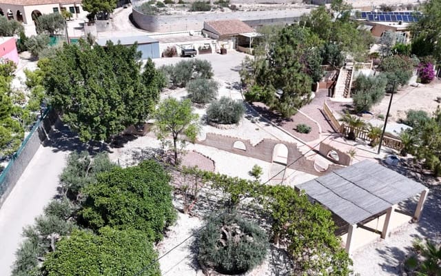 5 Zimmer Finca/Landgut zu verkaufen in Crevillente / Crevillent mit Pool - 422.000 € (Ref: 9805199)