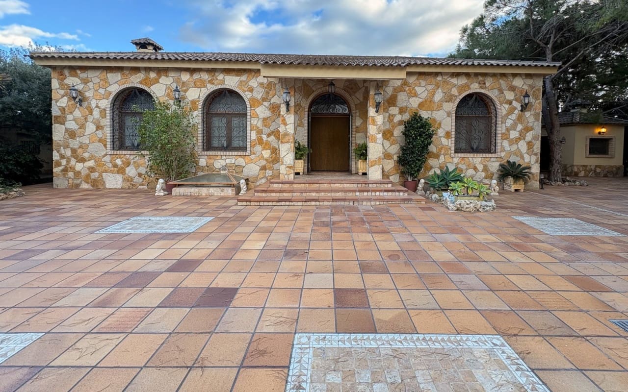 7 soverom Finca/Herregård til salgs i Elche / Elx med svømmebasseng - € 950 000 (Ref: 9805202)