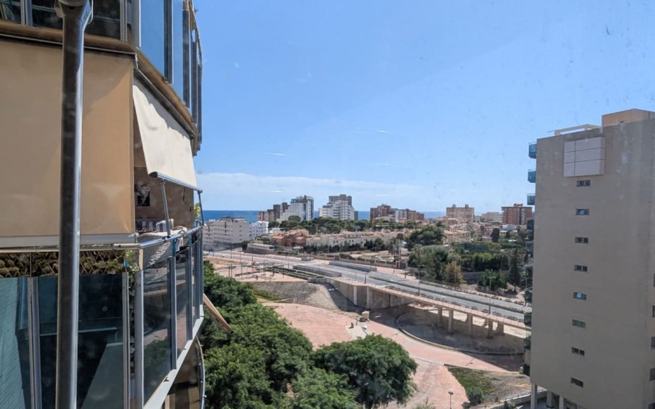 2 makuuhuone Huoneisto myytävänä paikassa El Campello mukana uima-altaan - 370 000 € (Ref: 9805203)