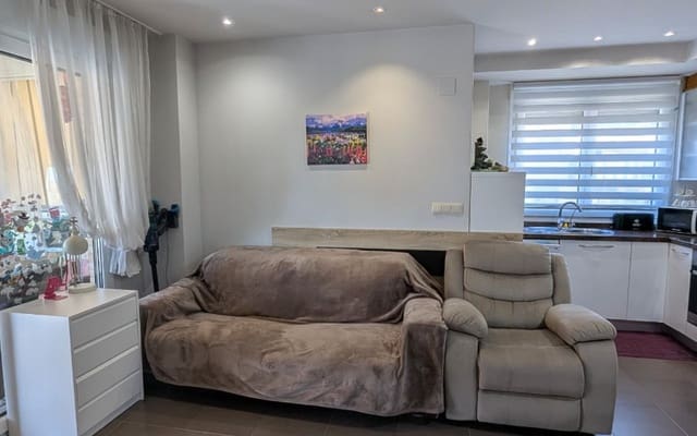 2 makuuhuone Huoneisto myytävänä paikassa El Campello mukana uima-altaan - 370 000 € (Ref: 9805203)