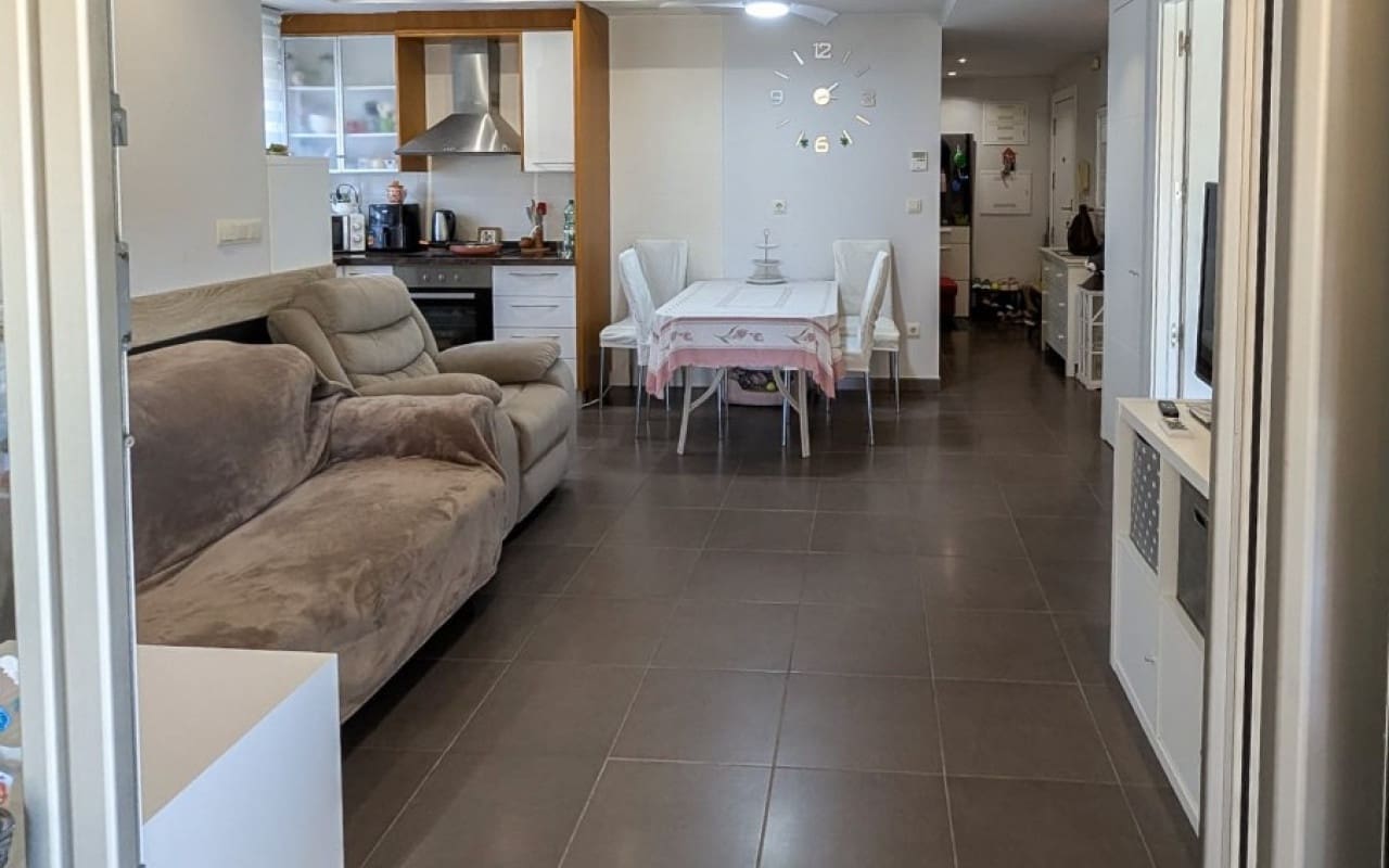 2 makuuhuone Huoneisto myytävänä paikassa El Campello mukana uima-altaan - 370 000 € (Ref: 9805203)