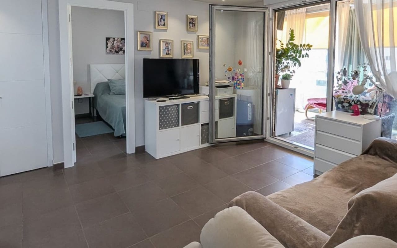 2 makuuhuone Huoneisto myytävänä paikassa El Campello mukana uima-altaan - 370 000 € (Ref: 9805203)