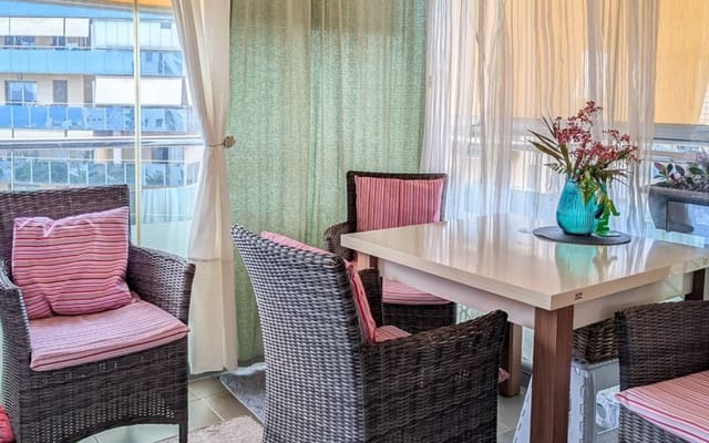 2 makuuhuone Huoneisto myytävänä paikassa El Campello mukana uima-altaan - 370 000 € (Ref: 9805203)