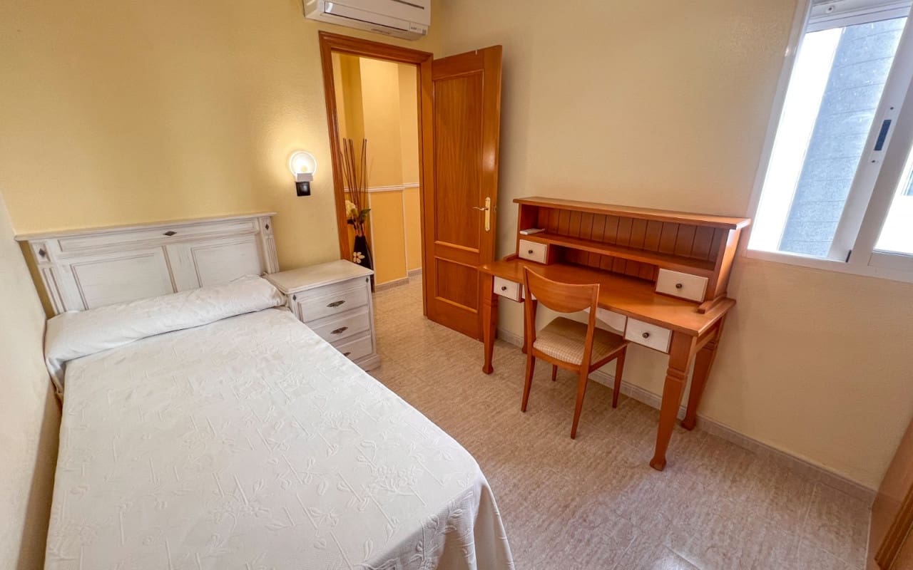 3 slaapkamer Penthouse te koop in Torrevieja - € 265.000 (Ref: 9805205)