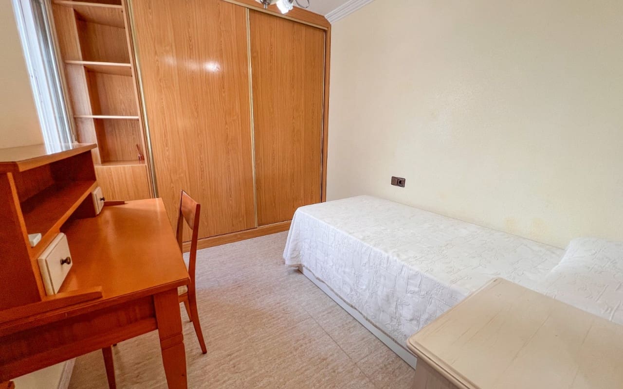 3 slaapkamer Penthouse te koop in Torrevieja - € 265.000 (Ref: 9805205)