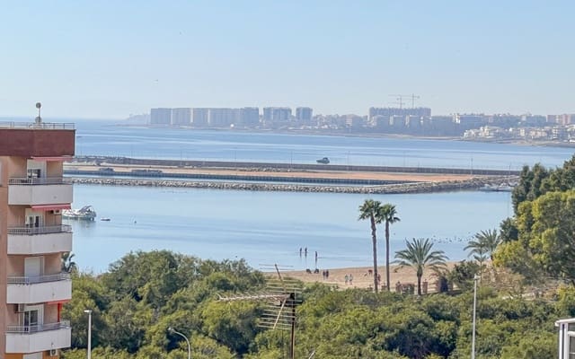 3 slaapkamer Penthouse te koop in Puerto Deportivo, Torrevieja - € 265.000 (Ref: 9805205)