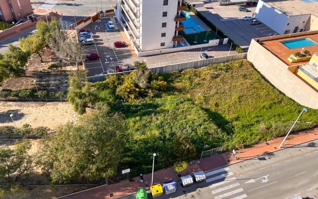 Byggegrund til salg i Puerto Deportivo, Guardamar del Segura - € 790.000 (Ref: 9805206)