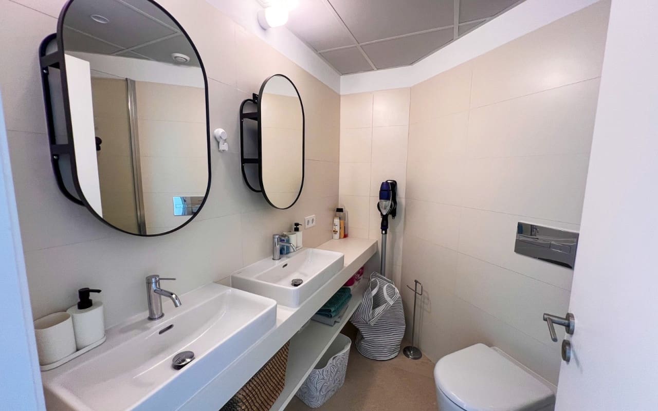 2 Zimmer Apartment zu verkaufen in Los Balcones mit Pool - 310.000 € (Ref: 9805207)