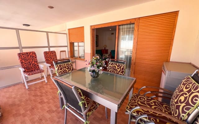 Apartamento de 3 habitaciones en Guardamar Playa, Guardamar del Segura en venta - 206.000 € (Ref: 9805208)